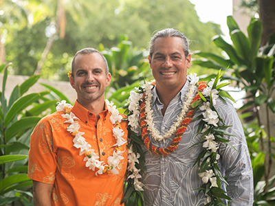 At the October Outstanding Professional Advisors in Philanthropy event, John Roth, a 2020 PA honoree, on the left, with William “Kumu” Belcher, a 2022 PA honoree.